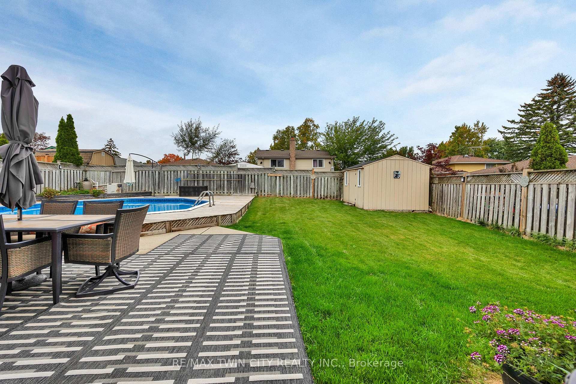 Photo 28 of 42 Blackwell Drive, Kitchener, Highland West — HOMEH