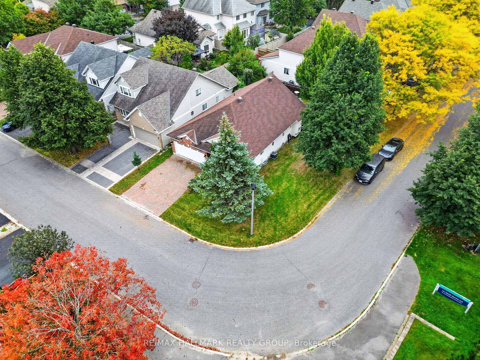 Photo 2 of 23 North Harrow Drive, Ottawa, Barrhaven - Longfields — HOMEH