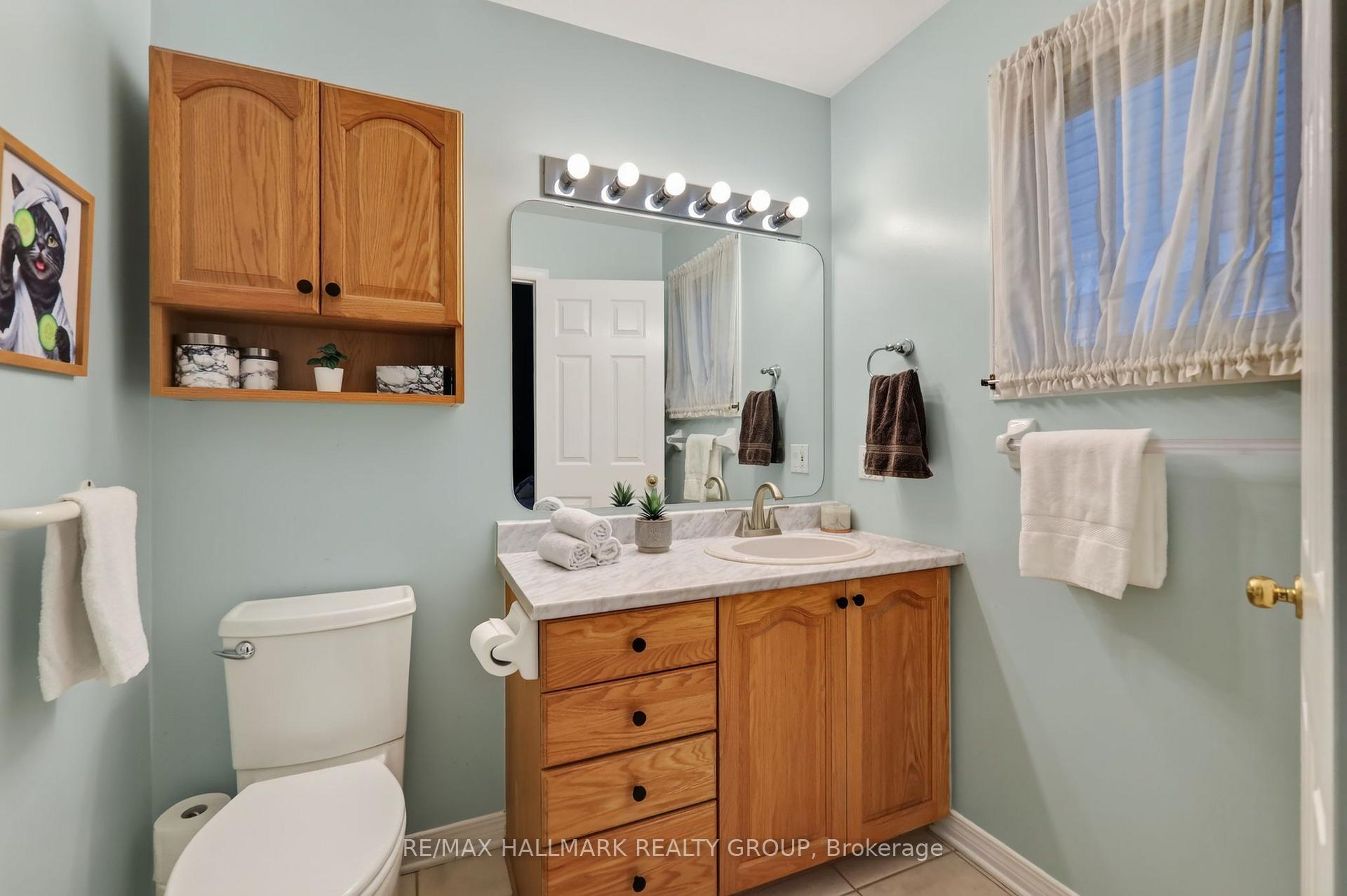 Photo 15 of 23 North Harrow Drive, Ottawa, Barrhaven - Longfields — HOMEH