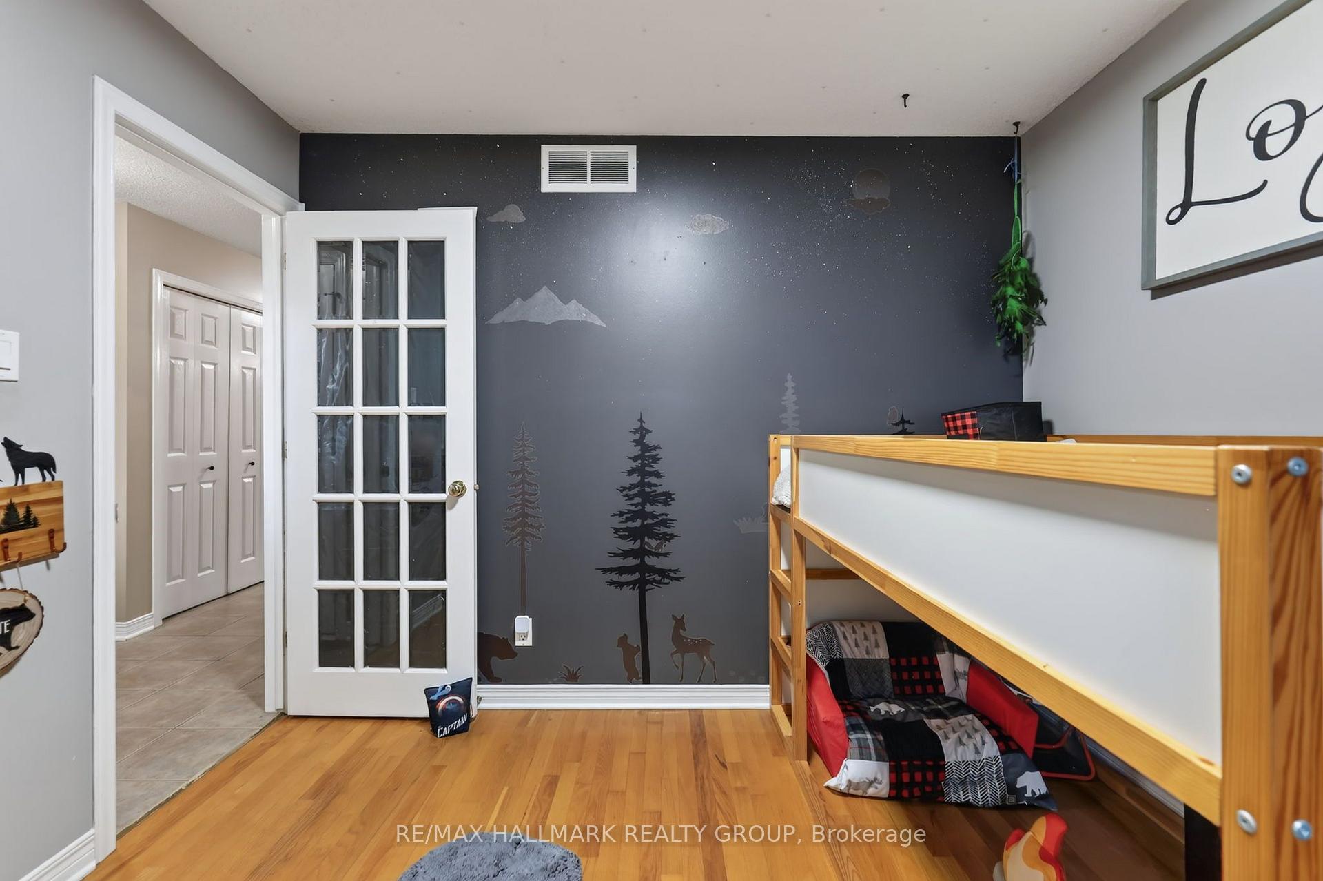 Photo 20 of 23 North Harrow Drive, Ottawa, Barrhaven - Longfields — HOMEH