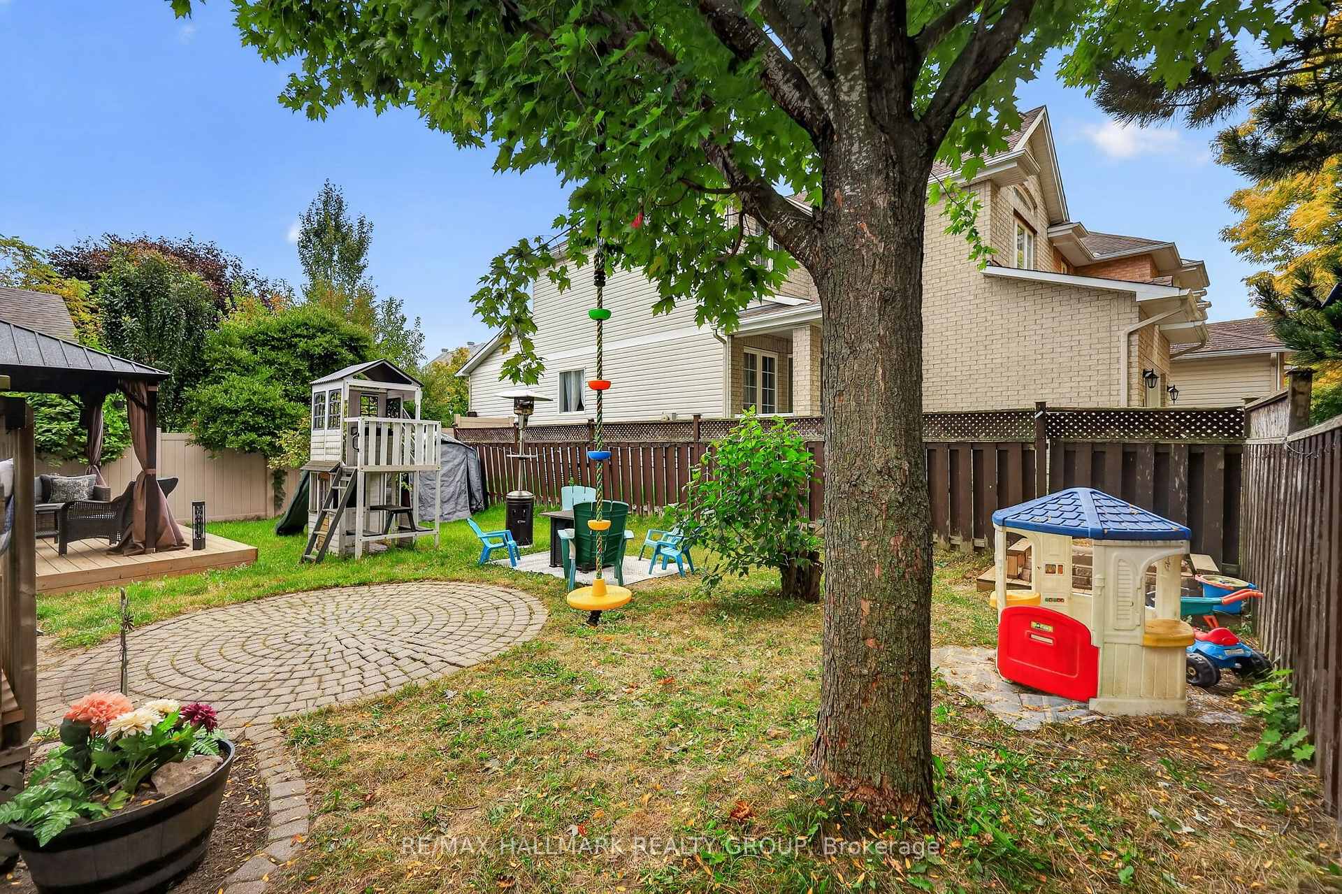 Photo 29 of 23 North Harrow Drive, Ottawa, Barrhaven - Longfields — HOMEH