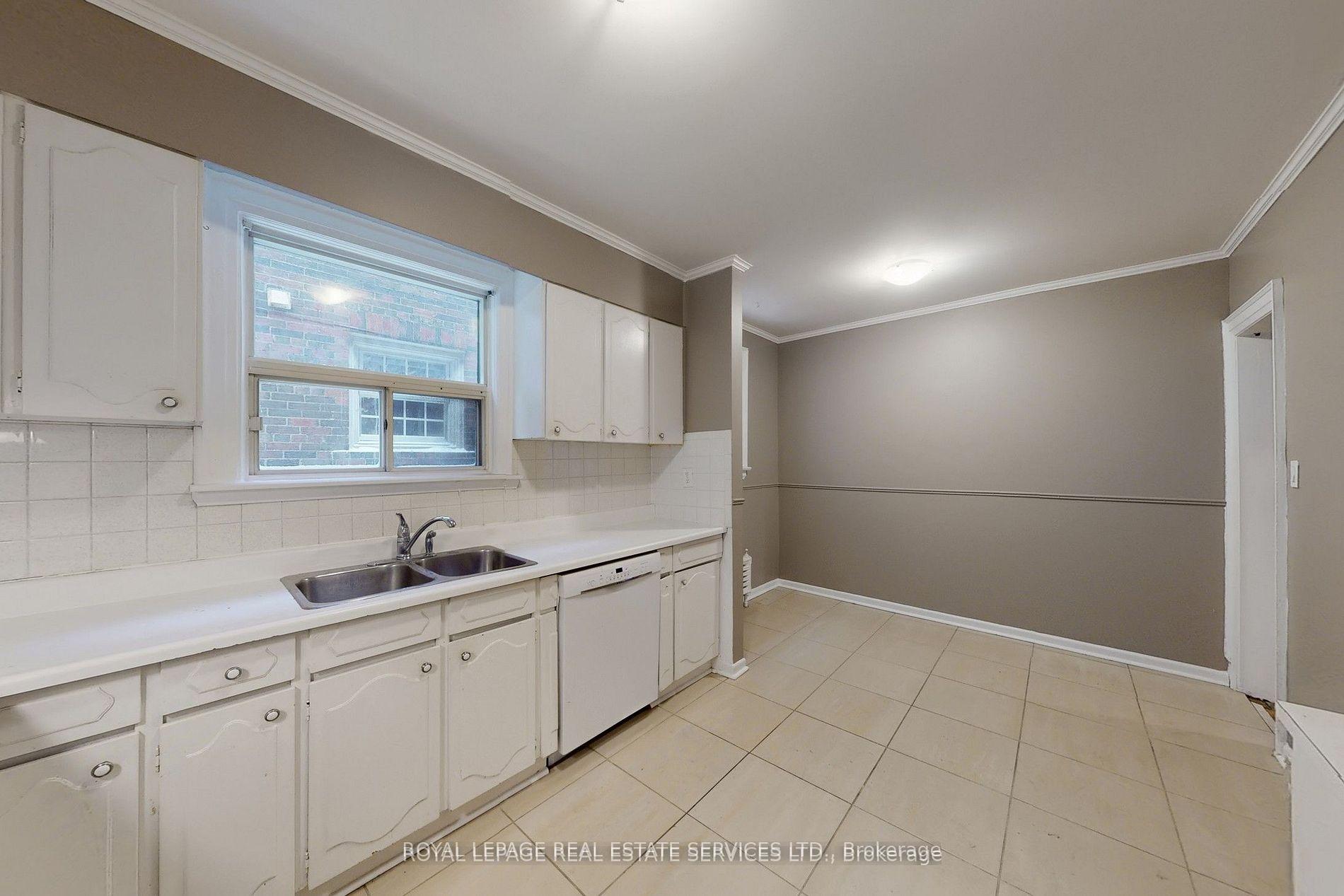 Photo 7 of 89 Oriole Parkway, Toronto, Yonge-St. Clair — HOMEH
