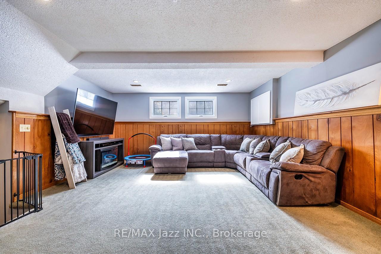 Photo 33 of 10049 Old Scugog Road, Clarington, Rural Clarington — HOMEH