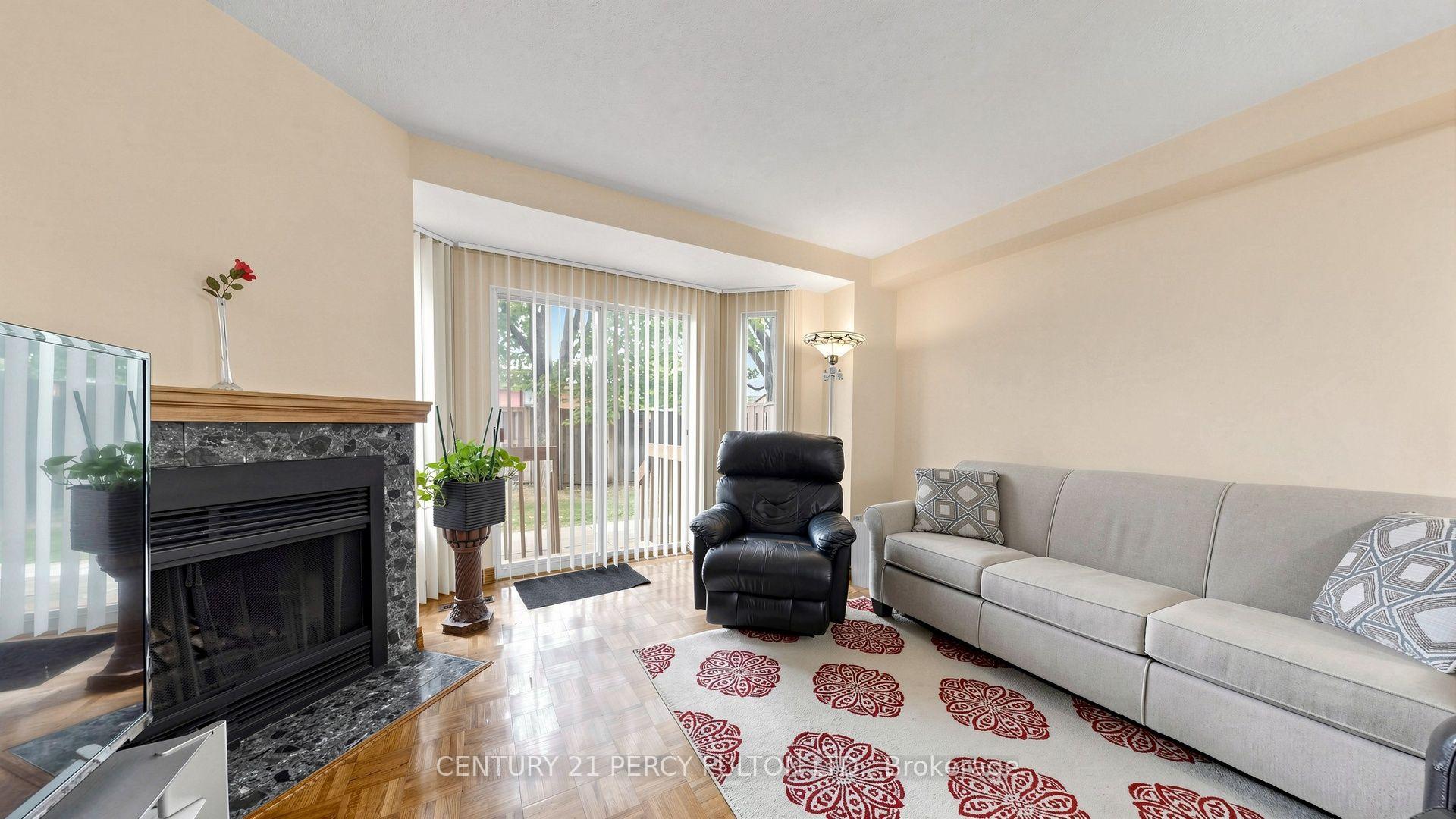 Photo 4 of Unit TH26, 2472 Eglinton Avenue E, Scarborough, Eglinton East — HOMEH