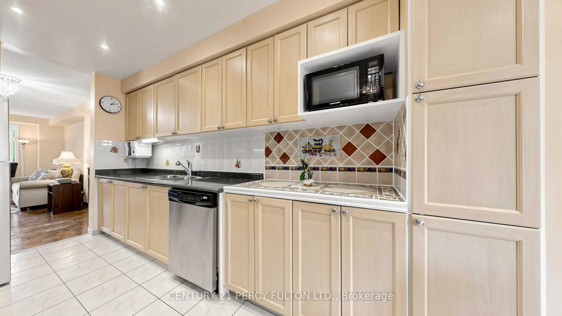 Photo 13 of Unit TH26, 2472 Eglinton Avenue E, Scarborough, Eglinton East — HOMEH