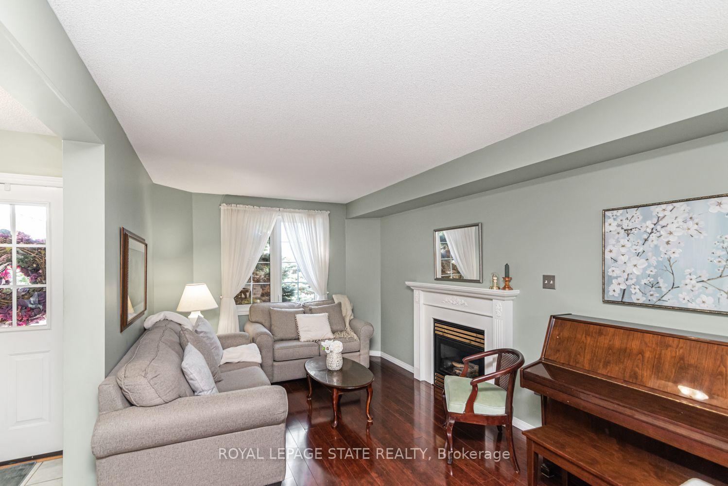 Photo 12 of 10 Richview Drive, Hamilton, Falkirk — HOMEH