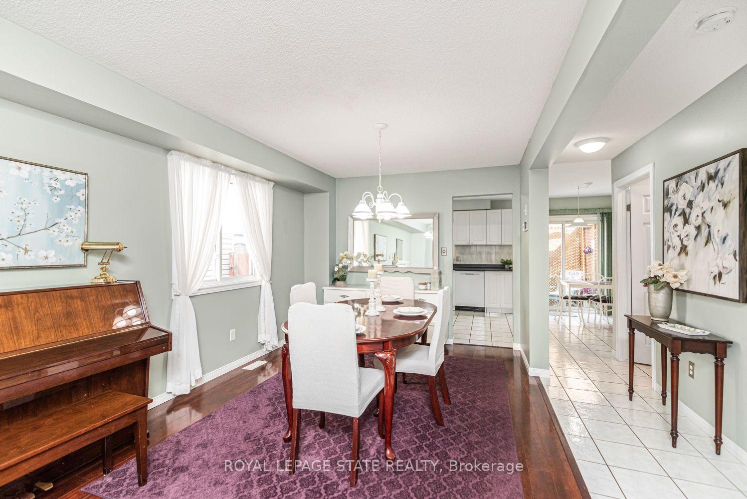 Photo 15 of 10 Richview Drive, Hamilton, Falkirk — HOMEH