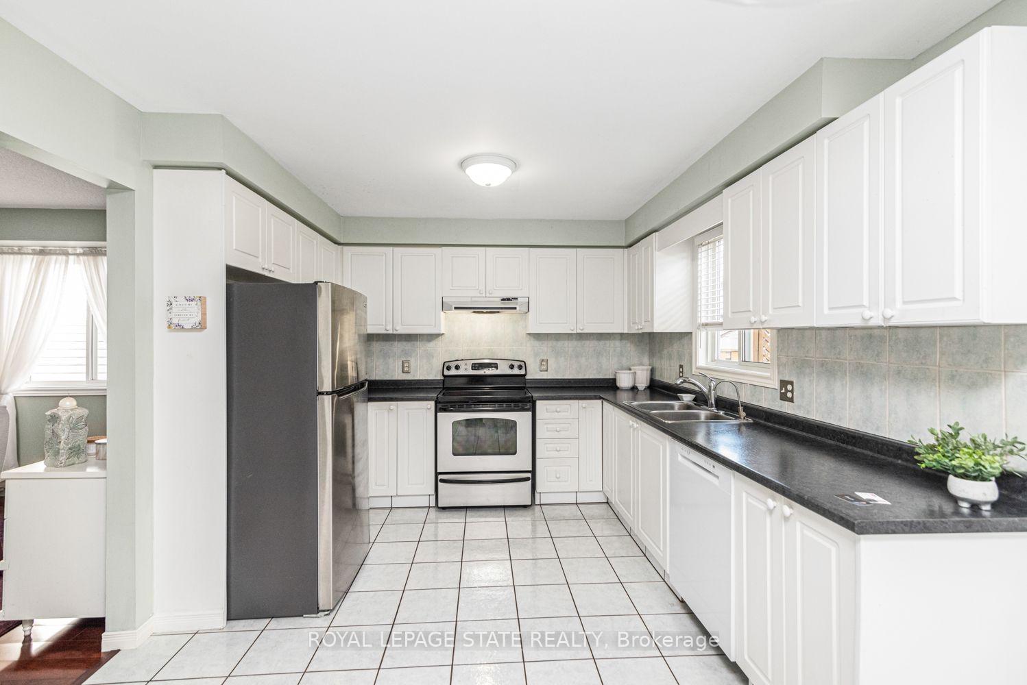 Photo 20 of 10 Richview Drive, Hamilton, Falkirk — HOMEH