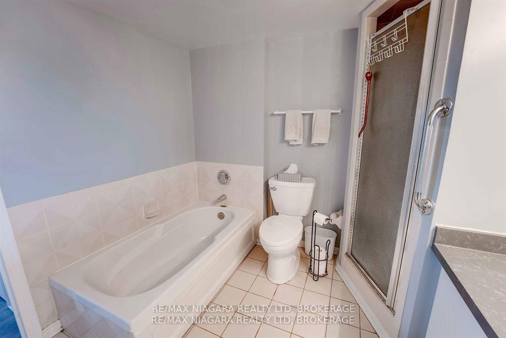 Photo 33 of Unit 702, 5100 Dorchester Road E, Niagara Falls, Morrison — HOMEH