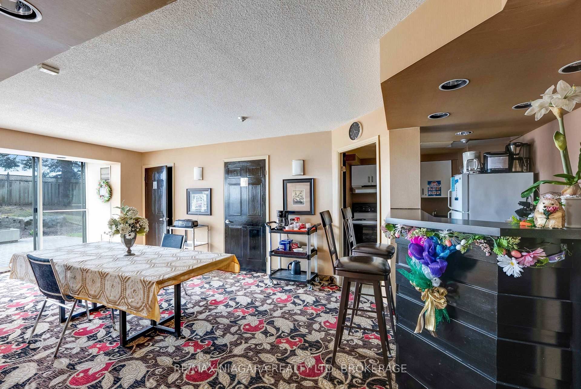 Photo 6 of Unit 702, 5100 Dorchester Road E, Niagara Falls, Morrison — HOMEH