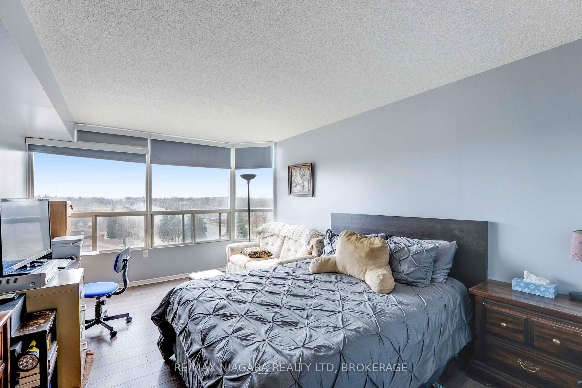Photo 30 of Unit 702, 5100 Dorchester Road E, Niagara Falls, Morrison — HOMEH