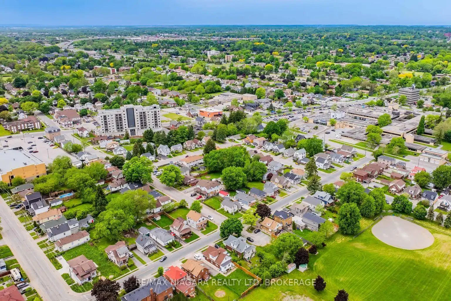 Photo 72 of Unit 702, 5100 Dorchester Road E, Niagara Falls, Morrison — HOMEH