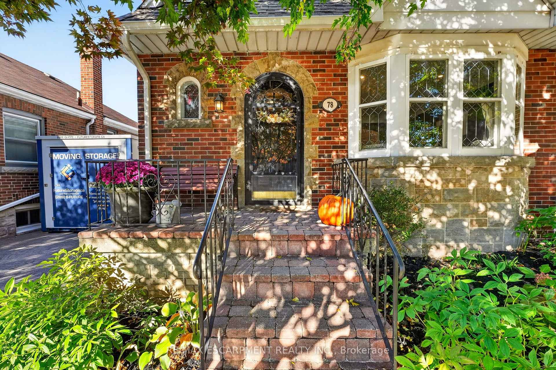 Photo 5 of 78 Cameron Avenue S, Hamilton, Bartonville — HOMEH