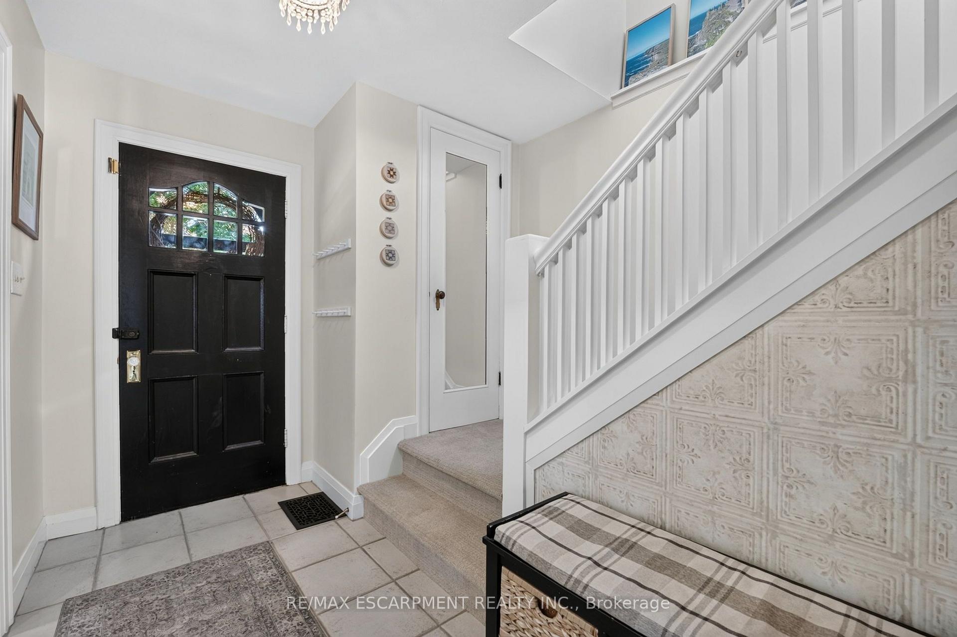 Photo 8 of 78 Cameron Avenue S, Hamilton, Bartonville — HOMEH