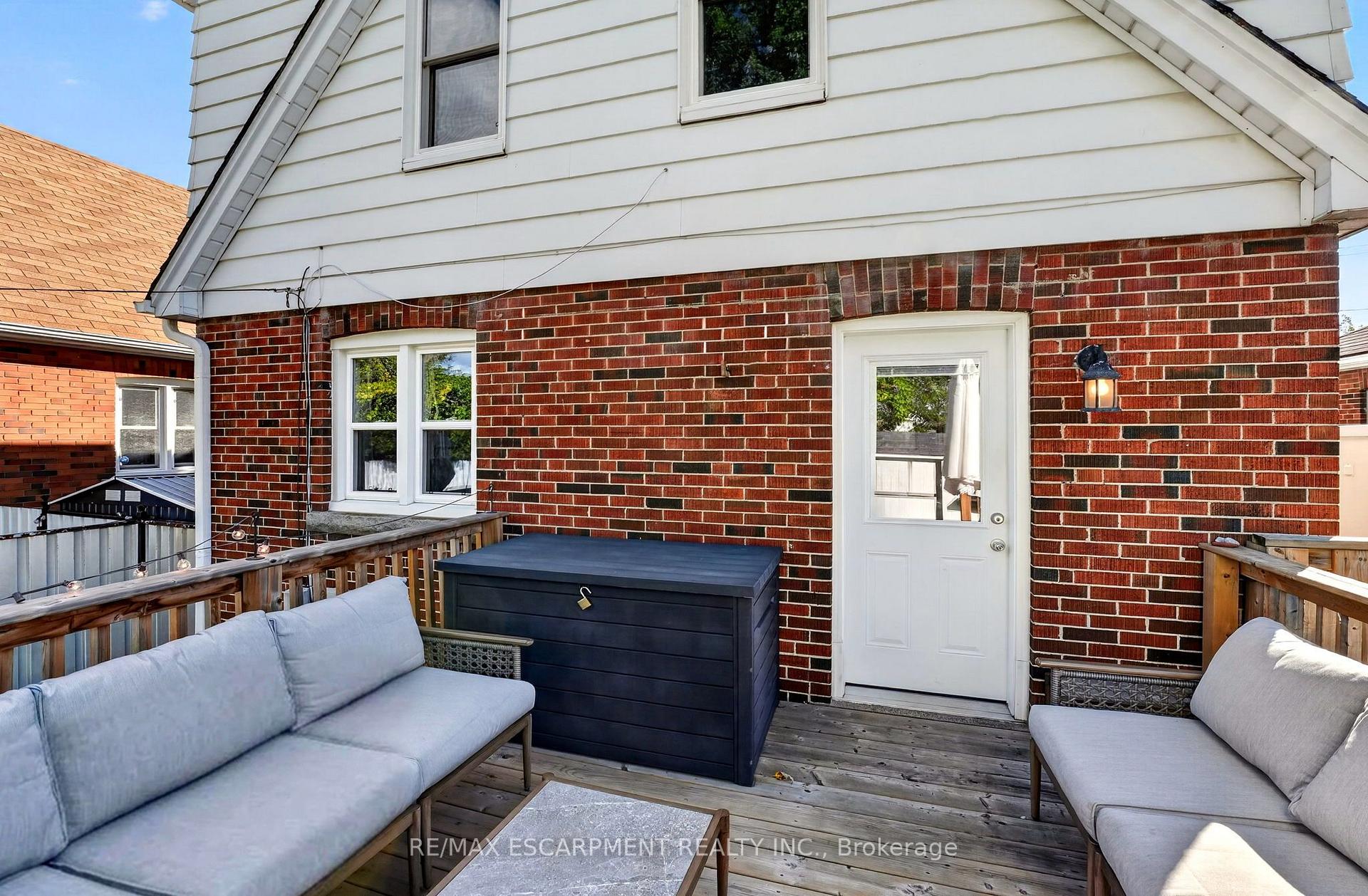 Photo 44 of 78 Cameron Avenue S, Hamilton, Bartonville — HOMEH
