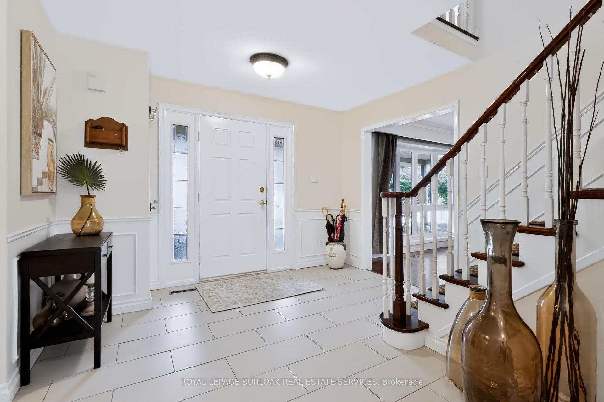 Photo 5 of 4248 Dunvegan Road, Burlington, Shoreacres — HOMEH