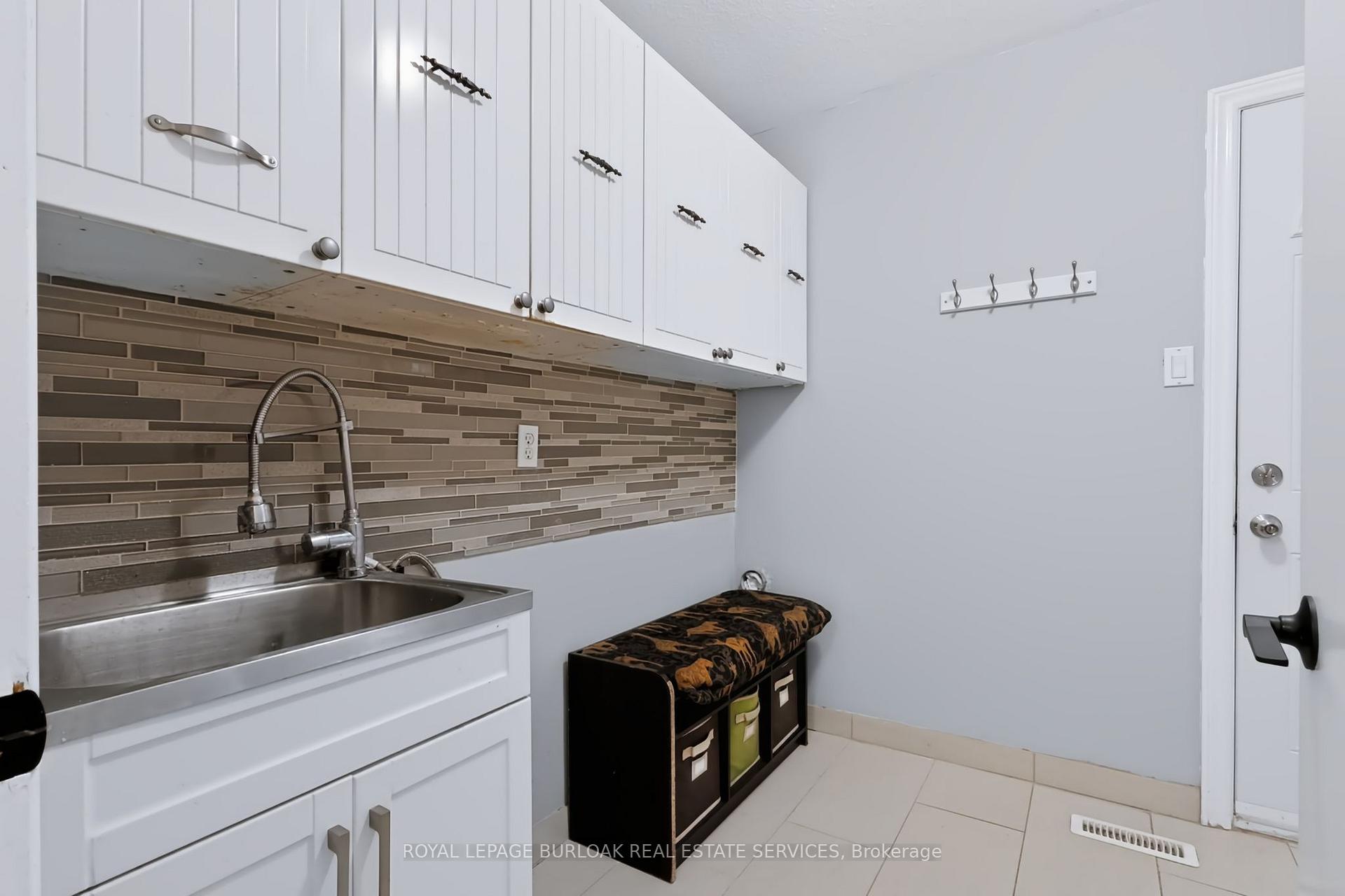 Photo 16 of 4248 Dunvegan Road, Burlington, Shoreacres — HOMEH