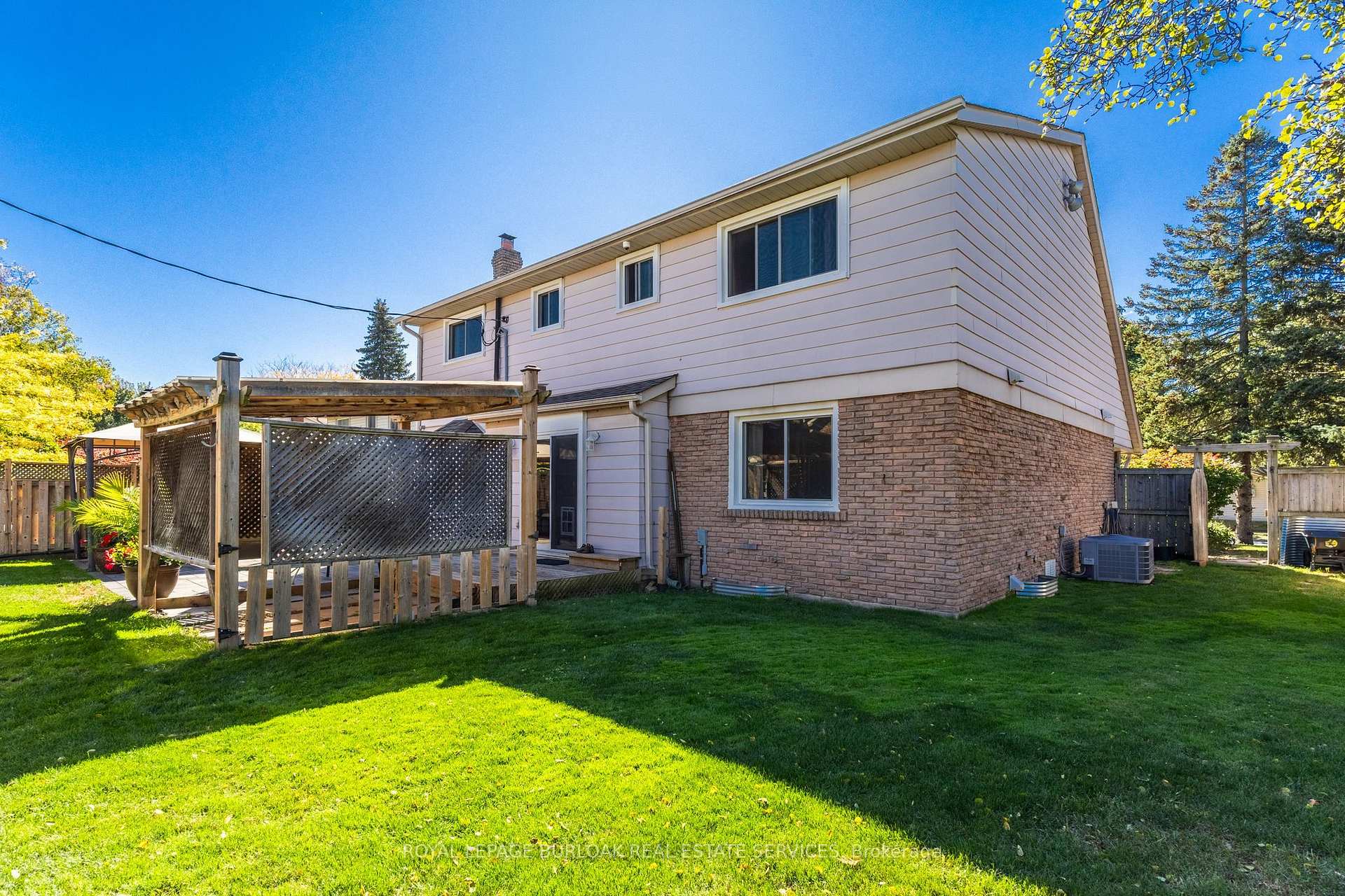 Photo 42 of 4248 Dunvegan Road, Burlington, Shoreacres — HOMEH