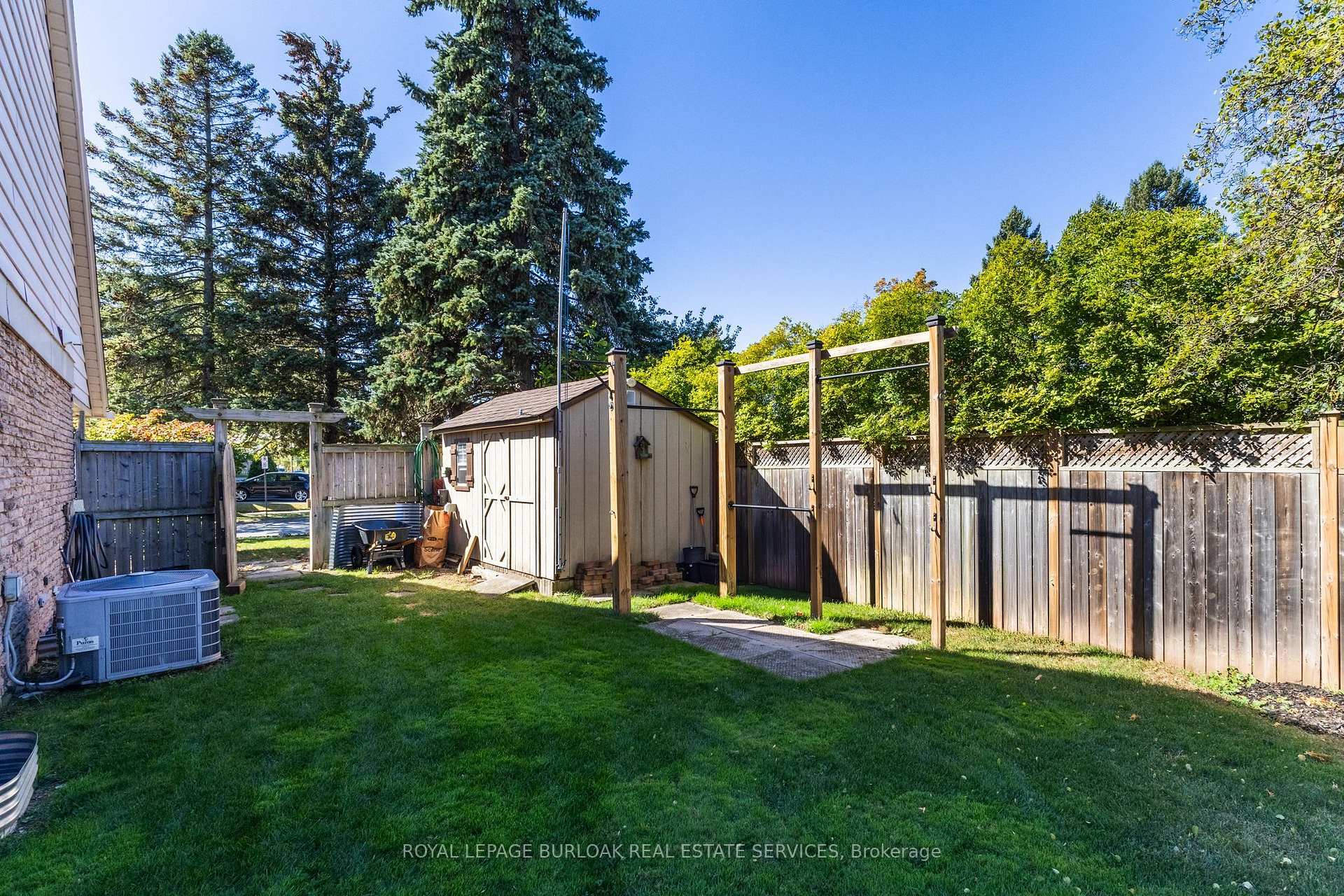 Photo 45 of 4248 Dunvegan Road, Burlington, Shoreacres — HOMEH