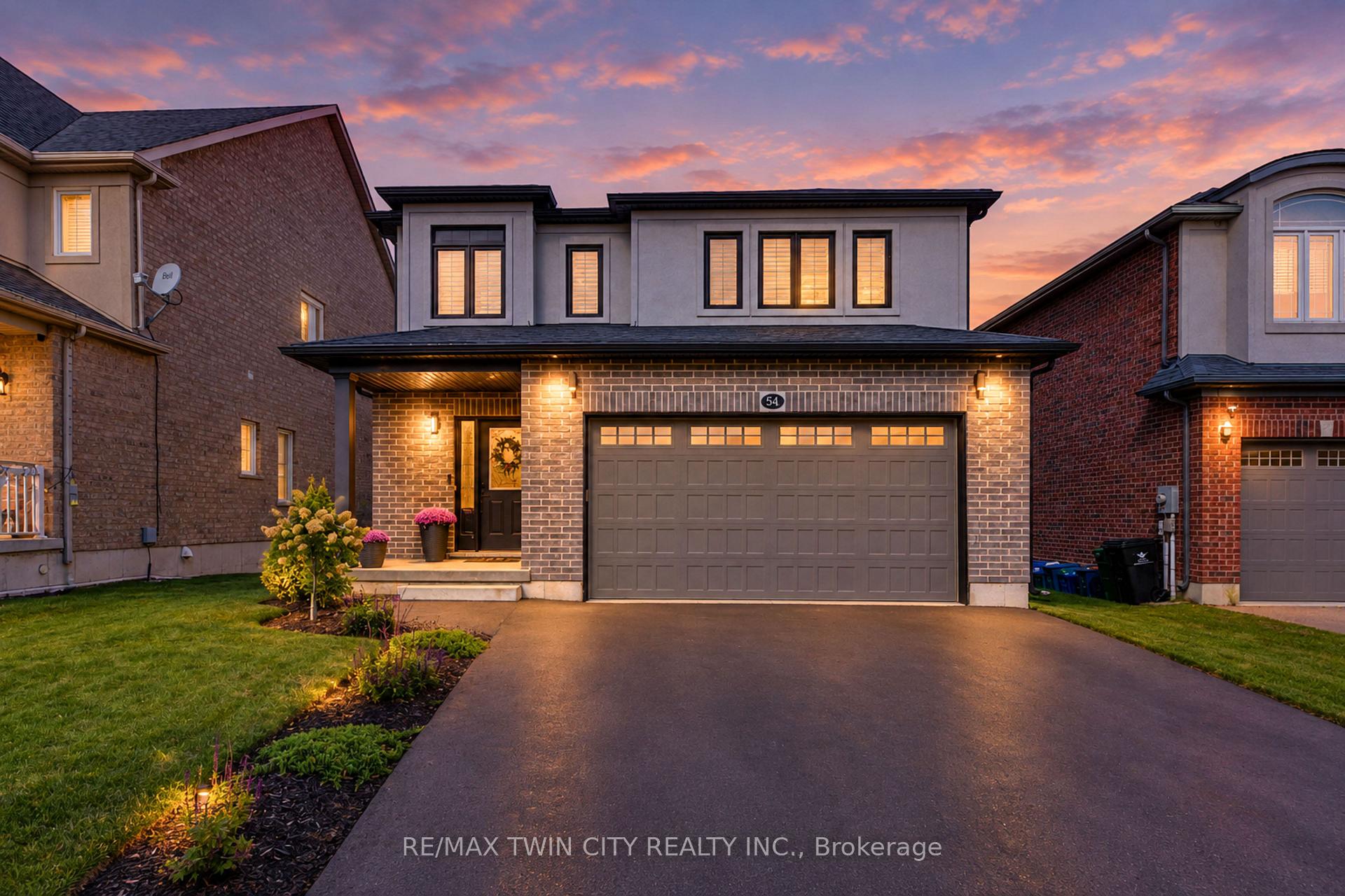 Photo 2 of 541 Brittania Crescent, Kitchener, Huron Park — HOMEH