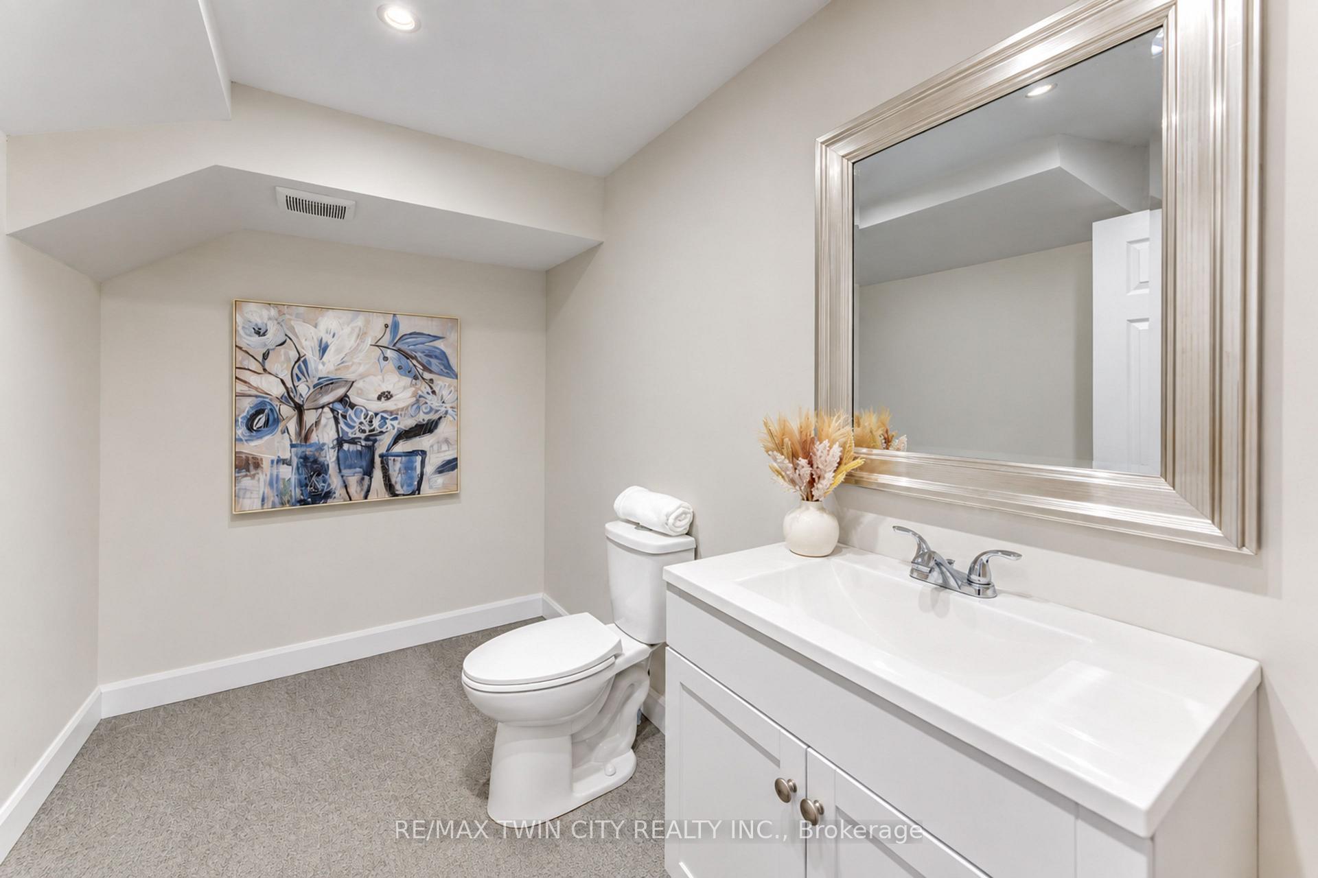 Photo 45 of 541 Brittania Crescent, Kitchener, Huron Park — HOMEH