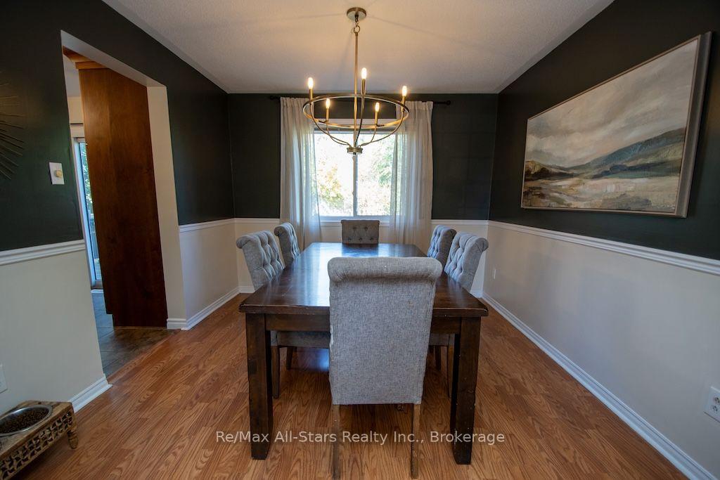 Photo 12 of 1118 Huntington Circle, Peterborough, Otonabee Ward 1 — HOMEH