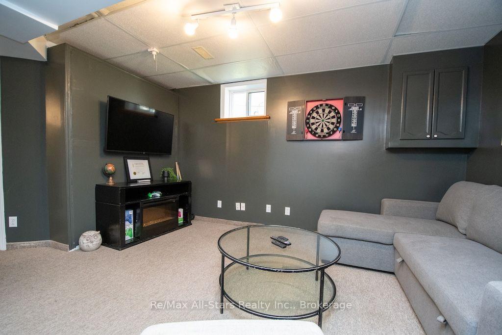 Photo 32 of 1118 Huntington Circle, Peterborough, Otonabee Ward 1 — HOMEH