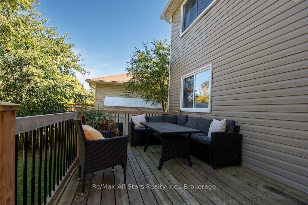 Photo 38 of 1118 Huntington Circle, Peterborough, Otonabee Ward 1 — HOMEH