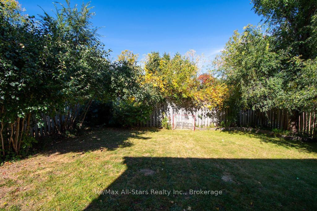 Photo 42 of 1118 Huntington Circle, Peterborough, Otonabee Ward 1 — HOMEH