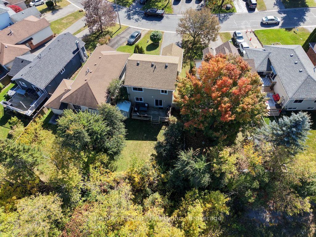 Photo 43 of 1118 Huntington Circle, Peterborough, Otonabee Ward 1 — HOMEH