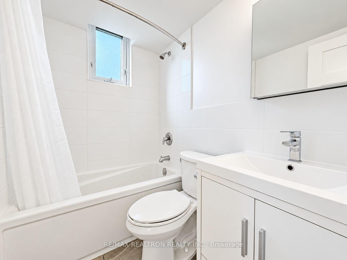 Photo 7 of Unit 707, 55 Isabella Street, Toronto, Church-Yonge Corridor — HOMEH