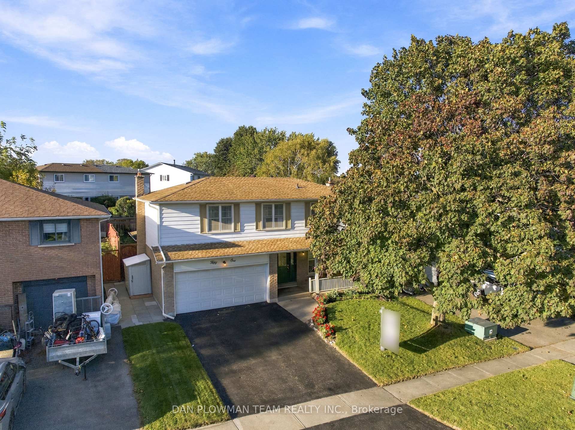 Photo 3 of 51 Rosalynne Avenue, Clarington, Bowmanville — HOMEH