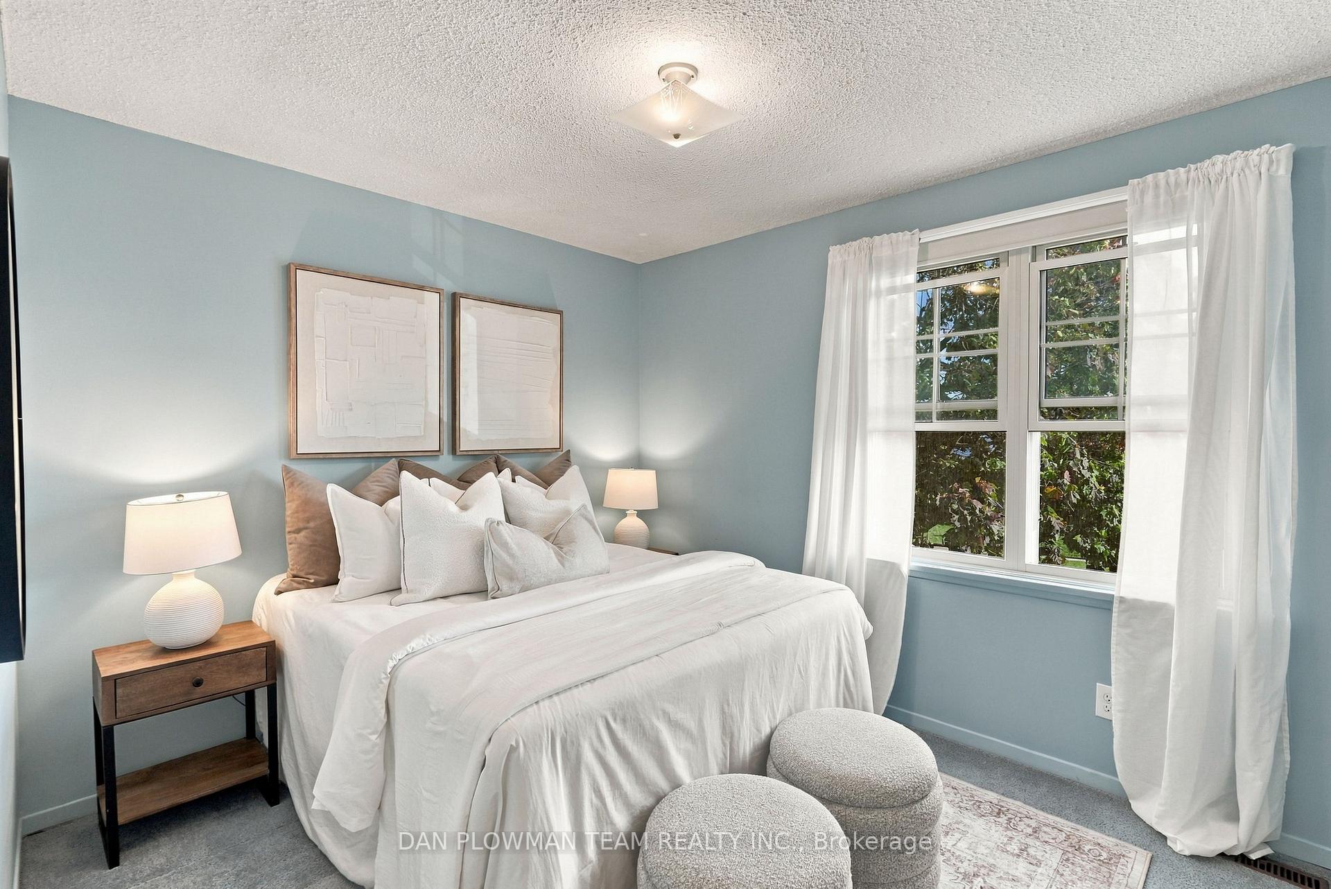 Photo 25 of 51 Rosalynne Avenue, Clarington, Bowmanville — HOMEH