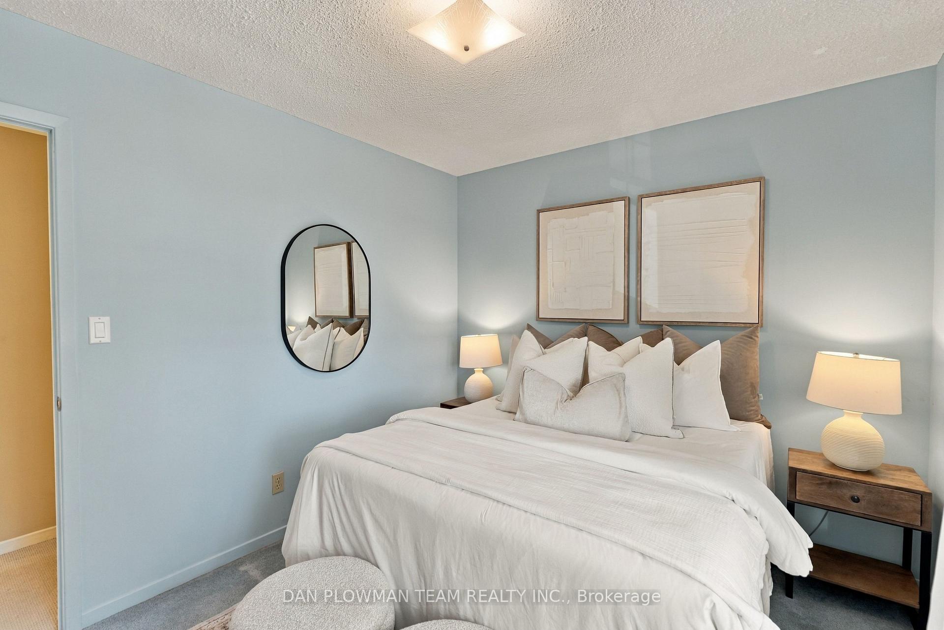 Photo 26 of 51 Rosalynne Avenue, Clarington, Bowmanville — HOMEH