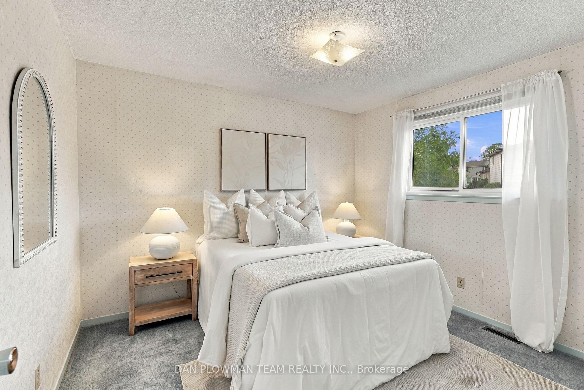 Photo 33 of 51 Rosalynne Avenue, Clarington, Bowmanville — HOMEH