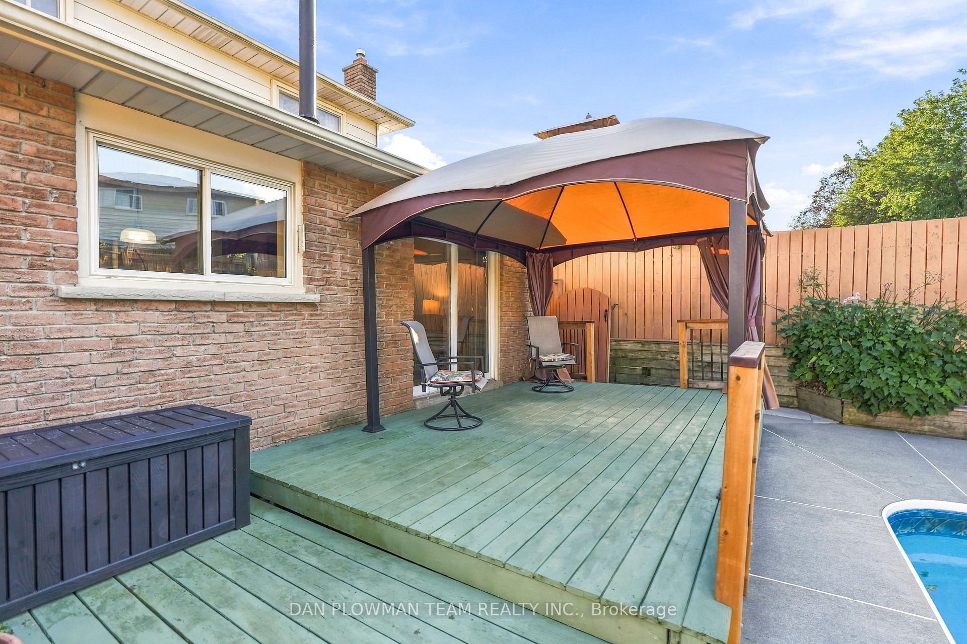 Photo 43 of 51 Rosalynne Avenue, Clarington, Bowmanville — HOMEH