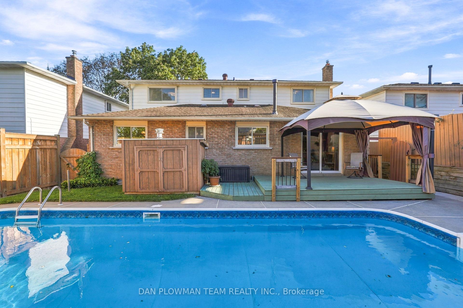 Photo 45 of 51 Rosalynne Avenue, Clarington, Bowmanville — HOMEH