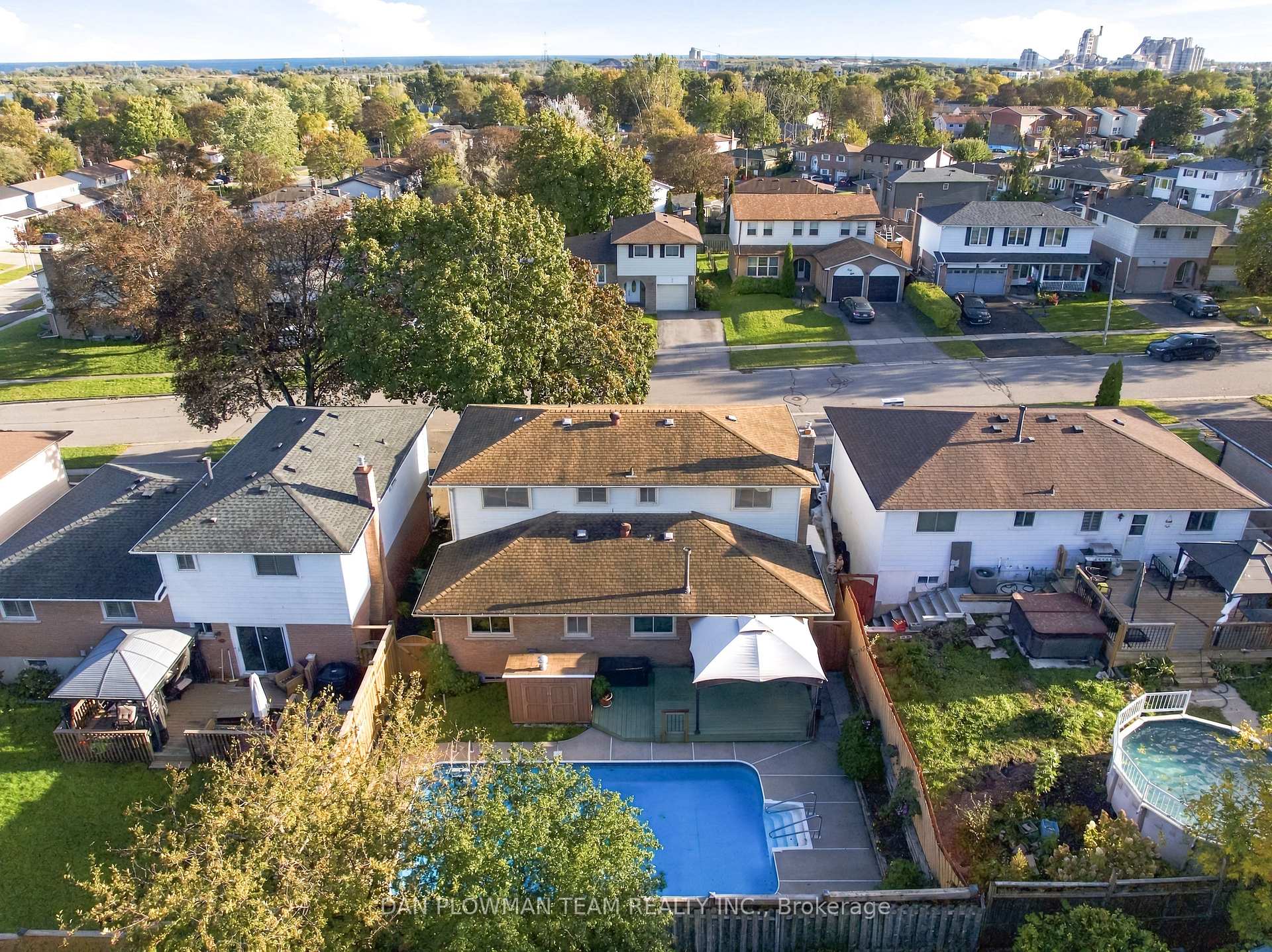 Photo 47 of 51 Rosalynne Avenue, Clarington, Bowmanville — HOMEH