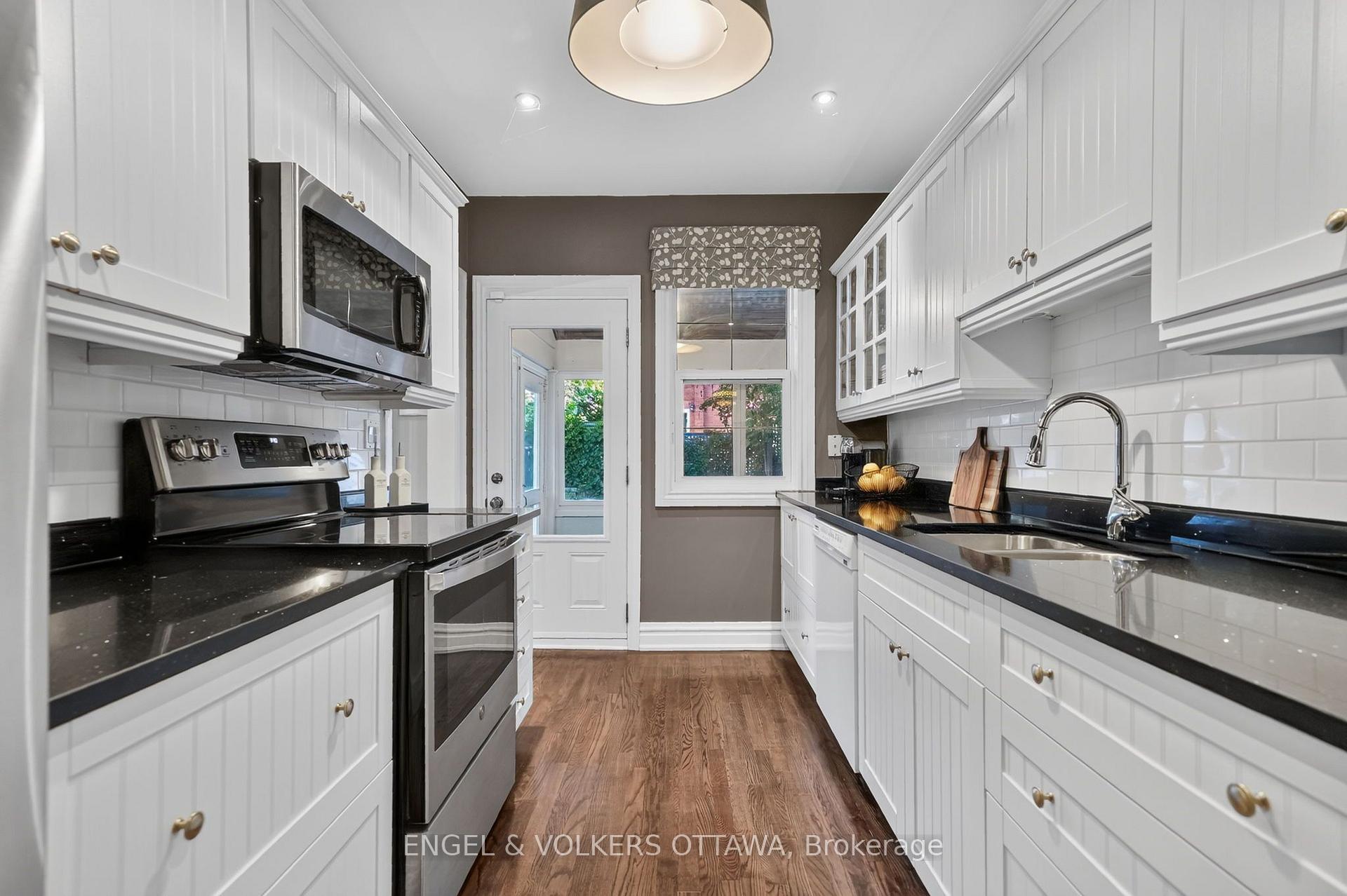 Photo 14 of 122 Renfrew Avenue, Ottawa, Glebe — HOMEH