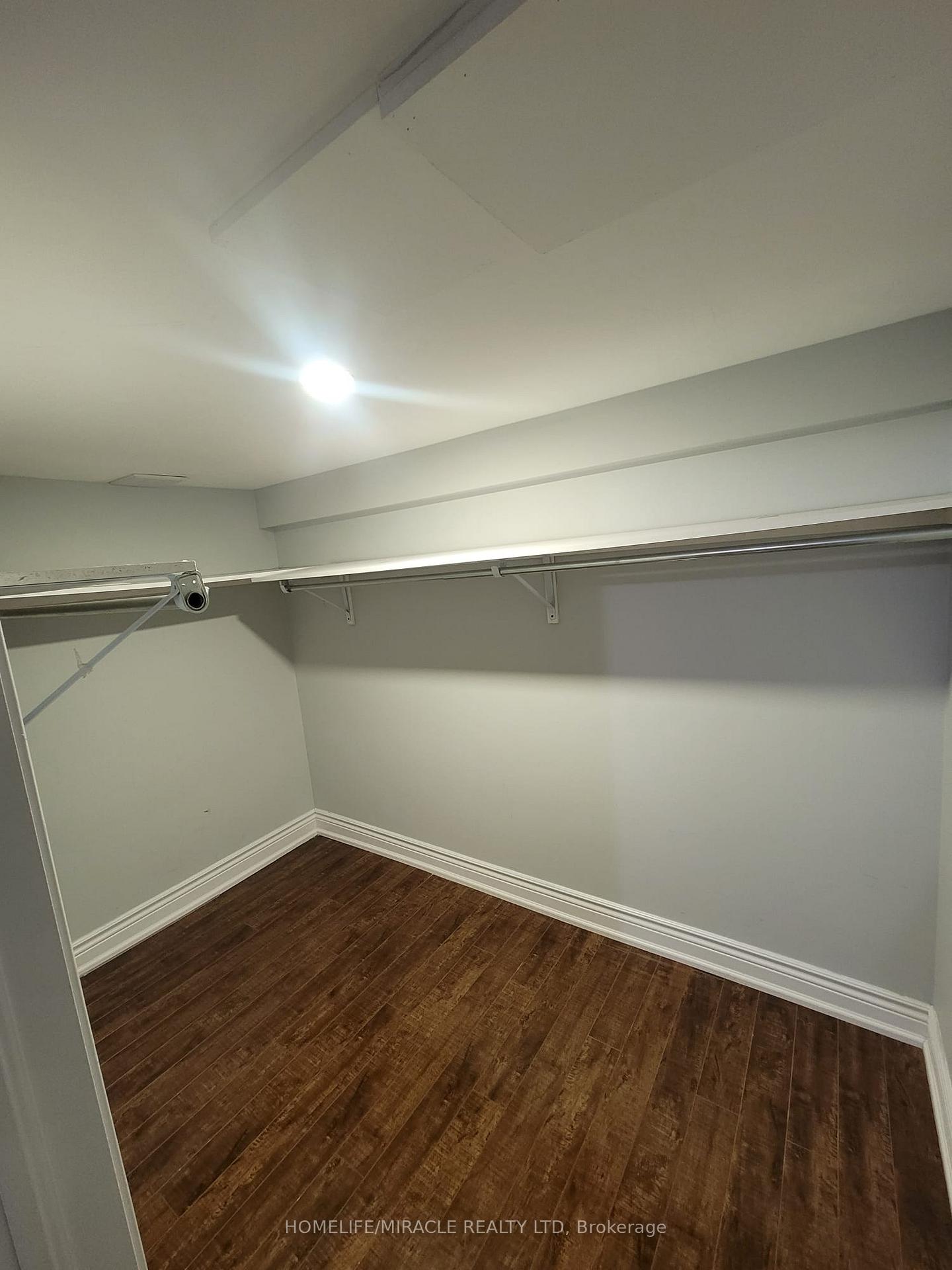 Photo 14 of 25 Browley Drive, Brampton, Fletcher's Meadow — HOMEH