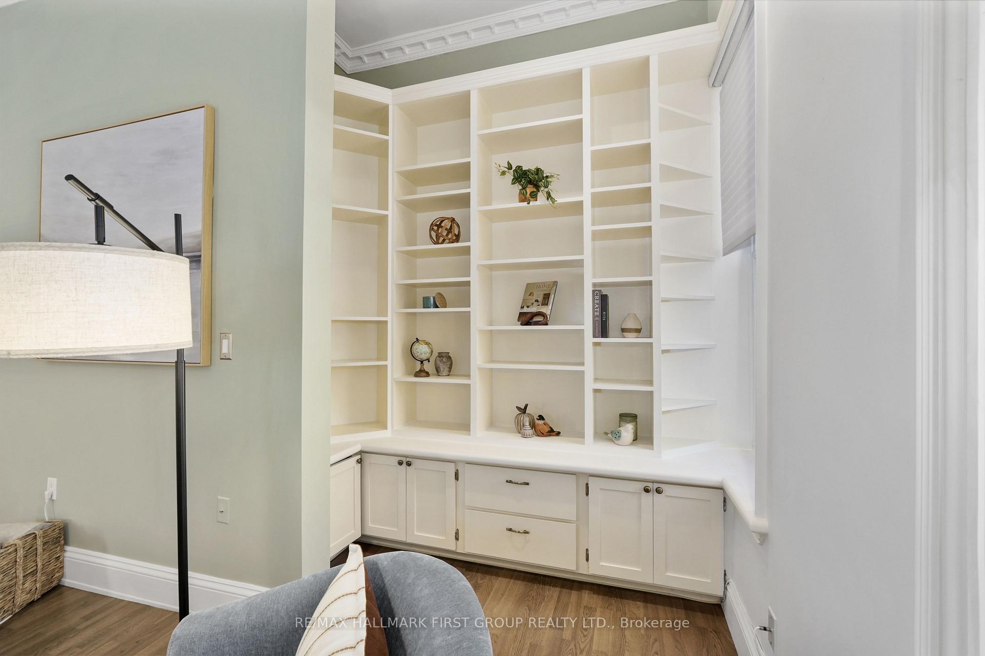 Photo 10 of Unit 202, 19 King Street W, Cobourg — HOMEH