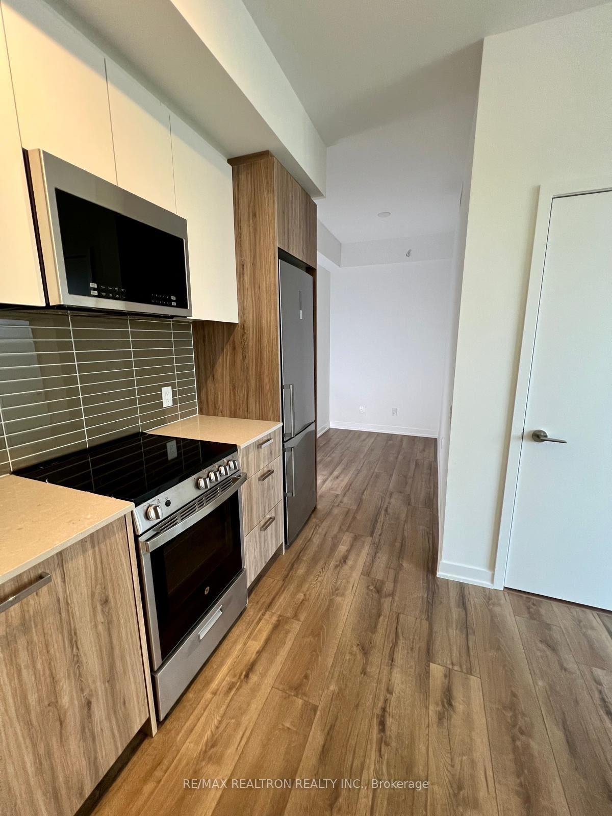 Photo 5 of Unit 604, 1787 St Clair Avenue W, Toronto, Weston-Pellam Park — HOMEH