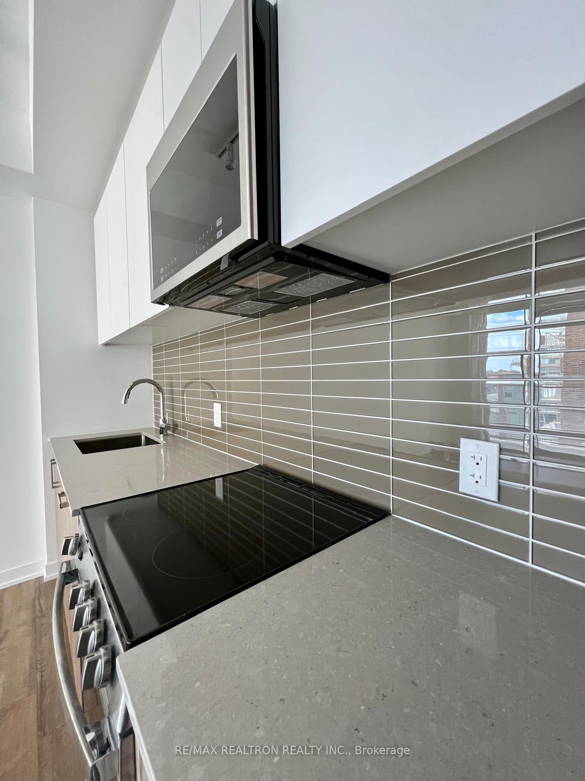 Photo 8 of Unit 604, 1787 St Clair Avenue W, Toronto, Weston-Pellam Park — HOMEH