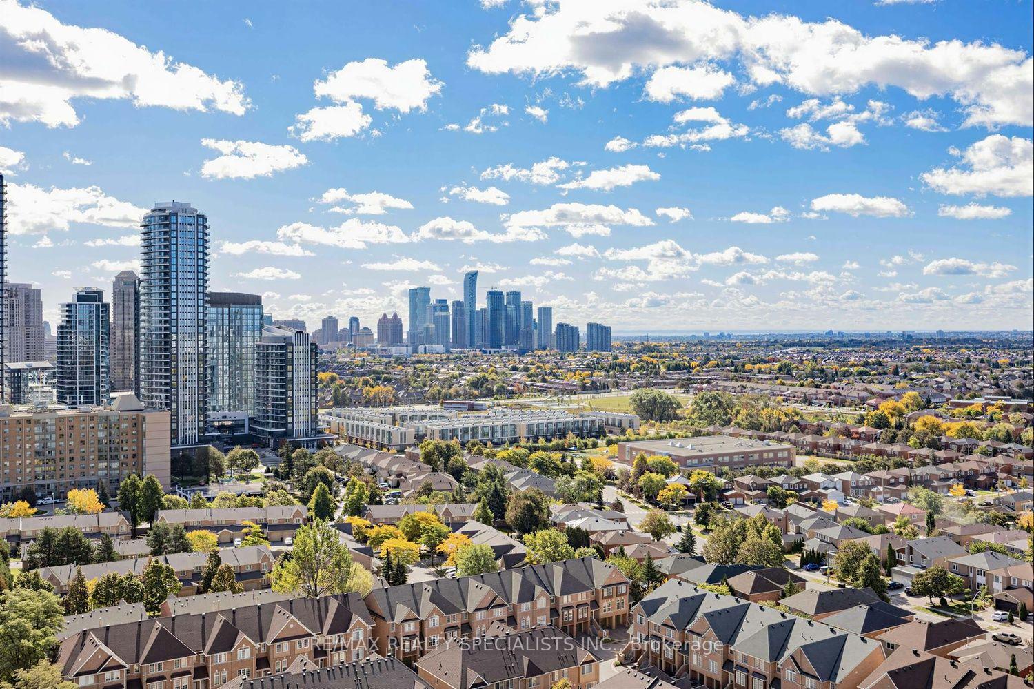 Photo 24 of Unit 2011, 55 Strathaven Drive W, Mississauga, Hurontario — HOMEH