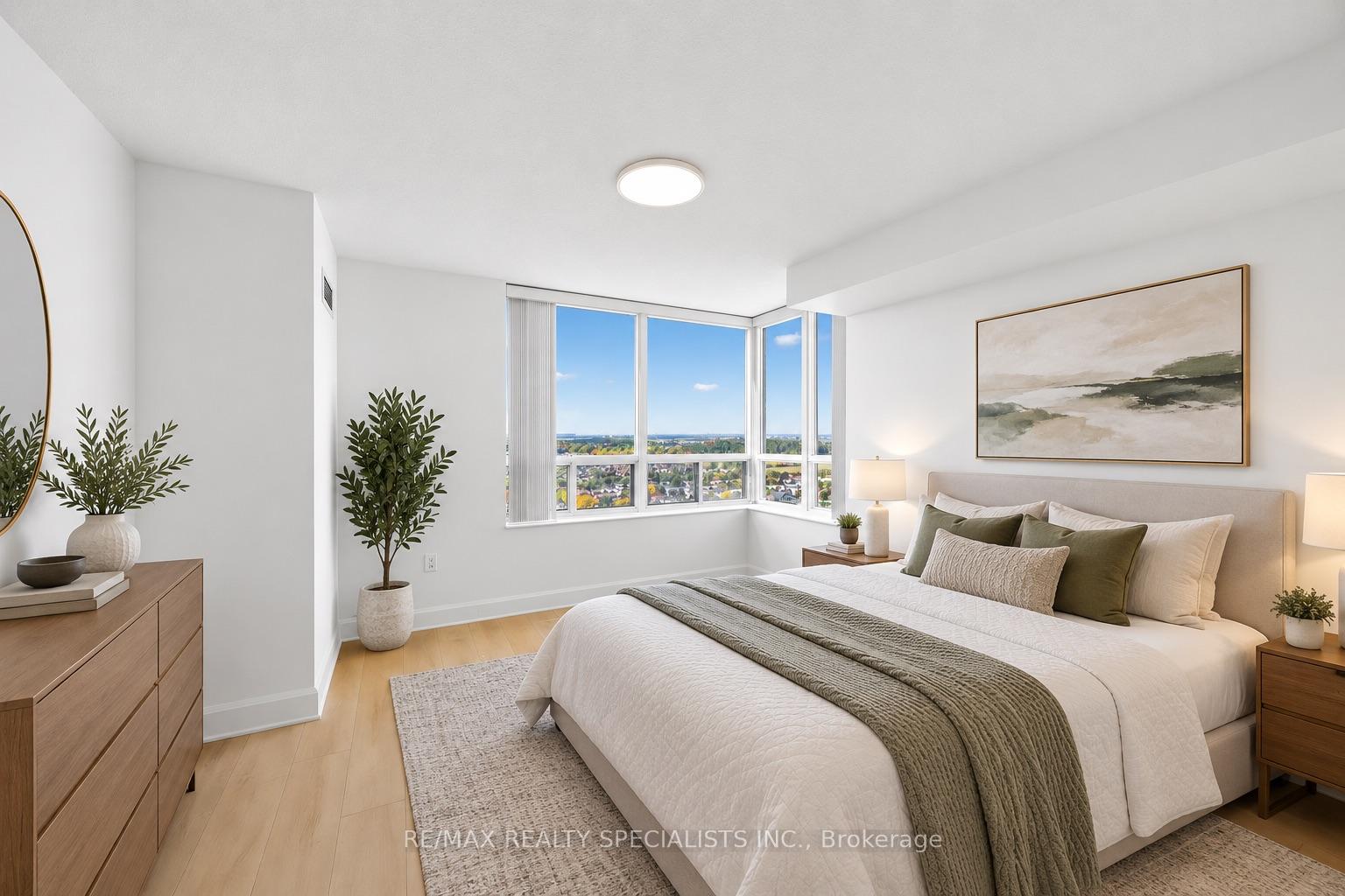 Photo 17 of Unit 2011, 55 Strathaven Drive W, Mississauga, Hurontario — HOMEH