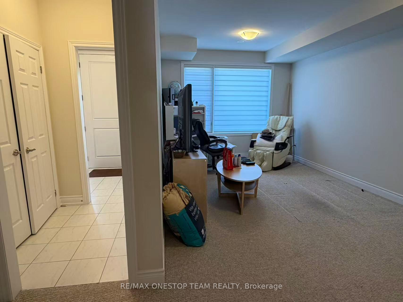 Photo 14 of 34 Heriot Place, Vaughan, Patterson — HOMEH