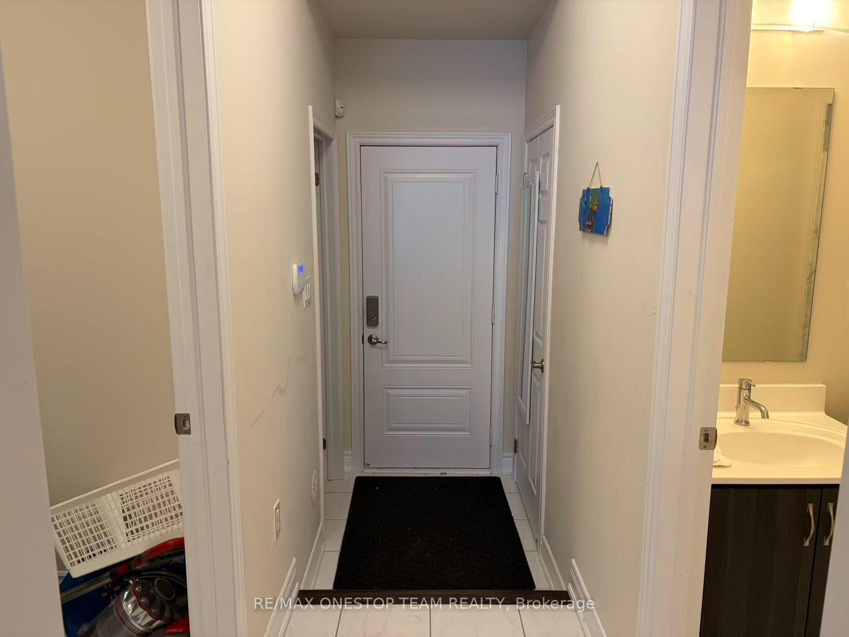 Photo 16 of 34 Heriot Place, Vaughan, Patterson — HOMEH
