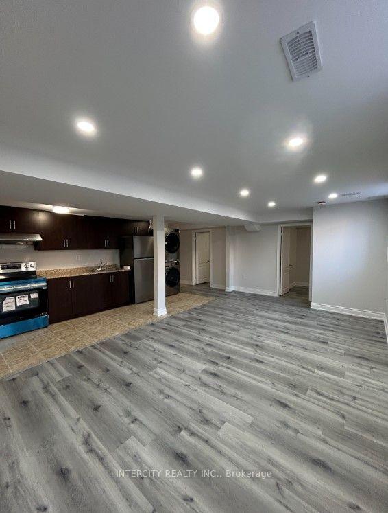 Photo 4 of 51 Good Hope Road, Brampton, Sandringham-Wellington — HOMEH