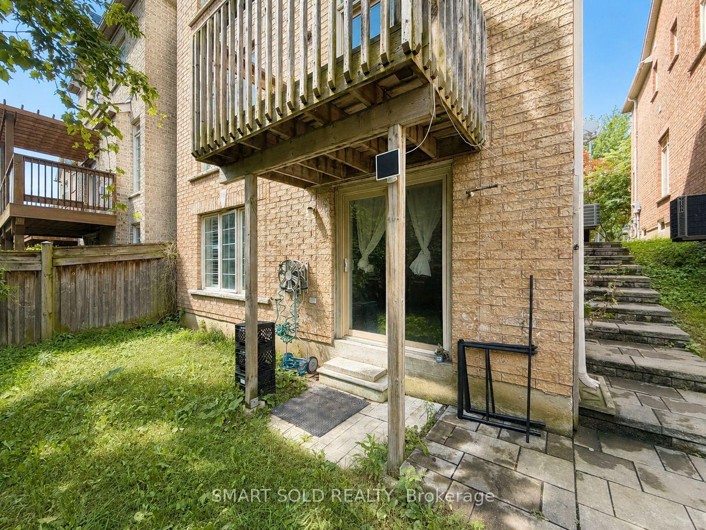 Photo 2 of Unit Lower, 71 Dewpoint Road, Vaughan, Patterson — HOMEH