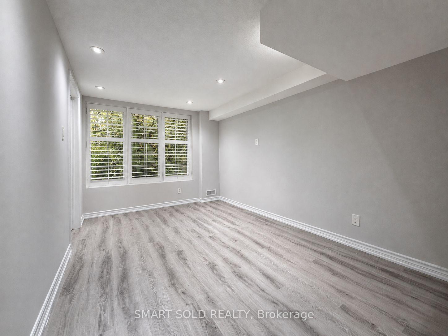 Photo 7 of Unit Lower, 71 Dewpoint Road, Vaughan, Patterson — HOMEH